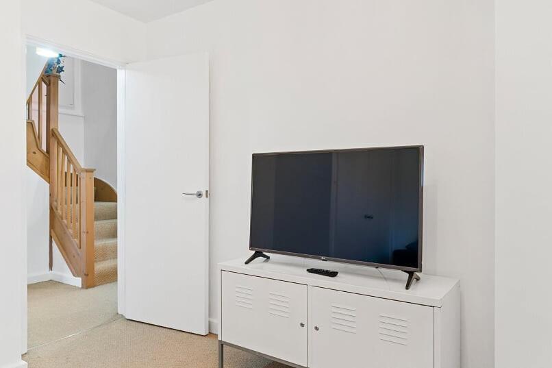 Chestnut Contractor Stays ウェリングボロー 部屋 写真